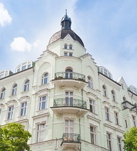 Investieren in Immobilien? Nutzen Sie unser länderübergreifendes Netzwerk und einen großen Pool von Off-Market-Objekten für Ihr Portfolio Immobilieninvestment